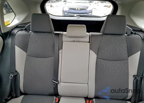 2024 Toyota Rav4 Xle z USA, uszkodzony, nr VIN 2T3P1RFV1RC404857